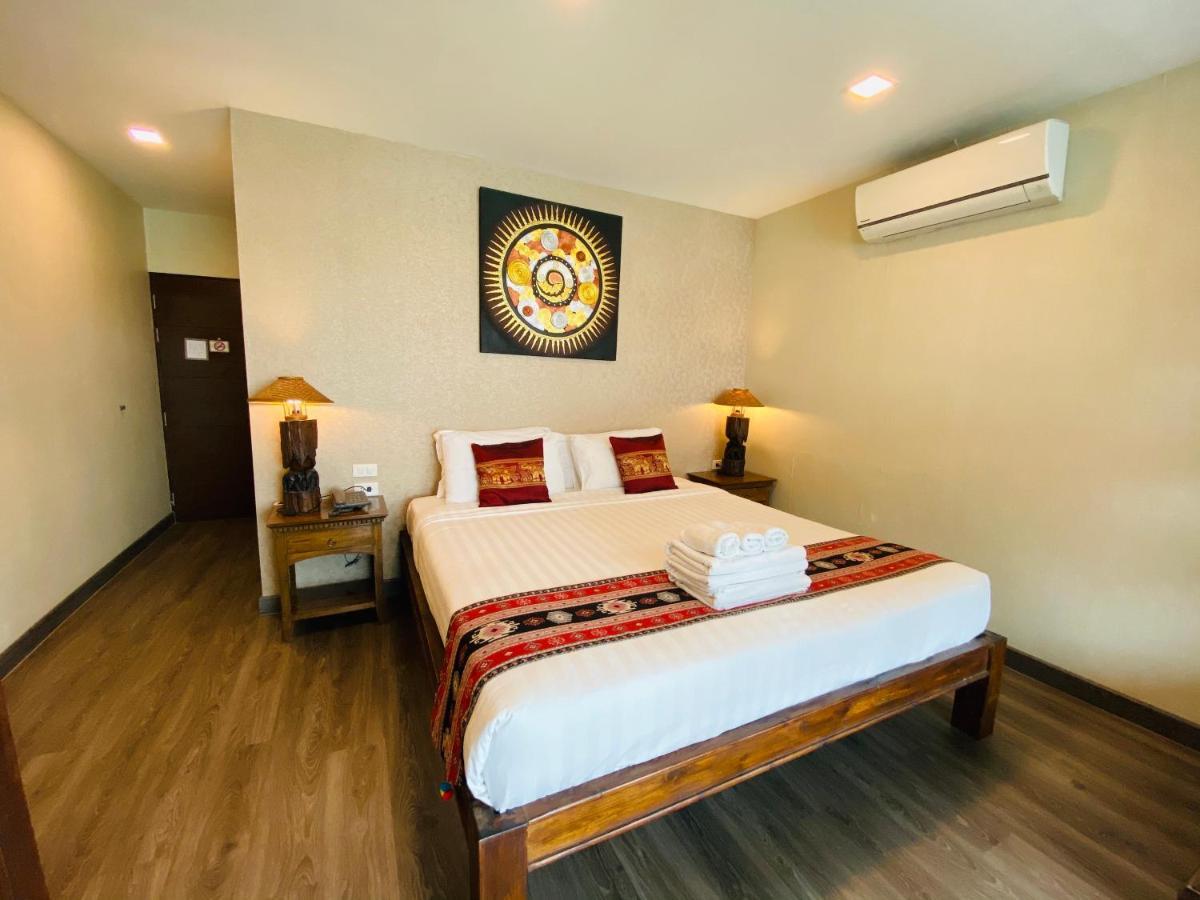 C Hotel Boutique And Comfort Chiang Mai Exterior foto